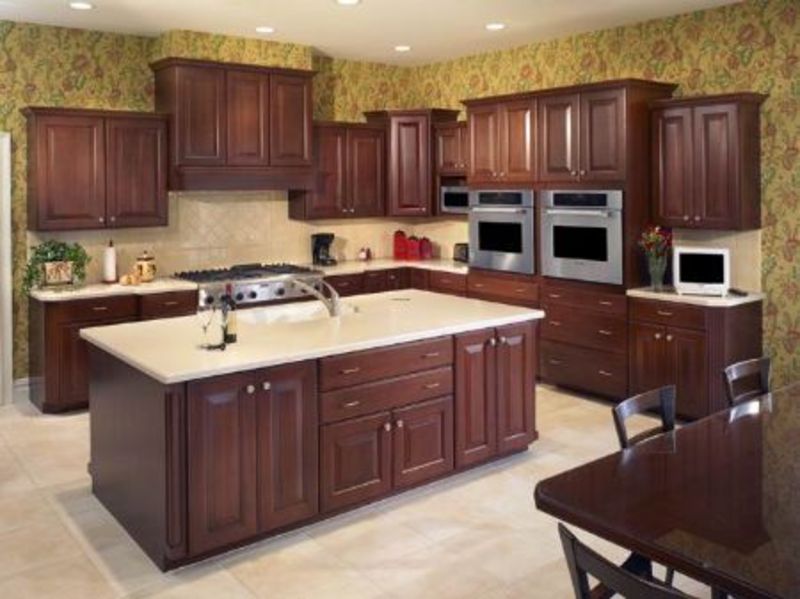 Sell Solidwood Kitchen Cabinet (KC231) in Kitchen Furniture category, Solidwood Kitchen Cabinet (KC231),American Style Kitchen Cabinet,Solid Wood Kitchen Cabinet,Kitchen Cabinet Manufacturer trade offers provided by Roman Kitchen Cabinet Co., Ltd..